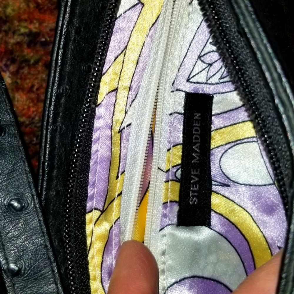 Black Steve Madden Wristlet - Picture 2 of 7